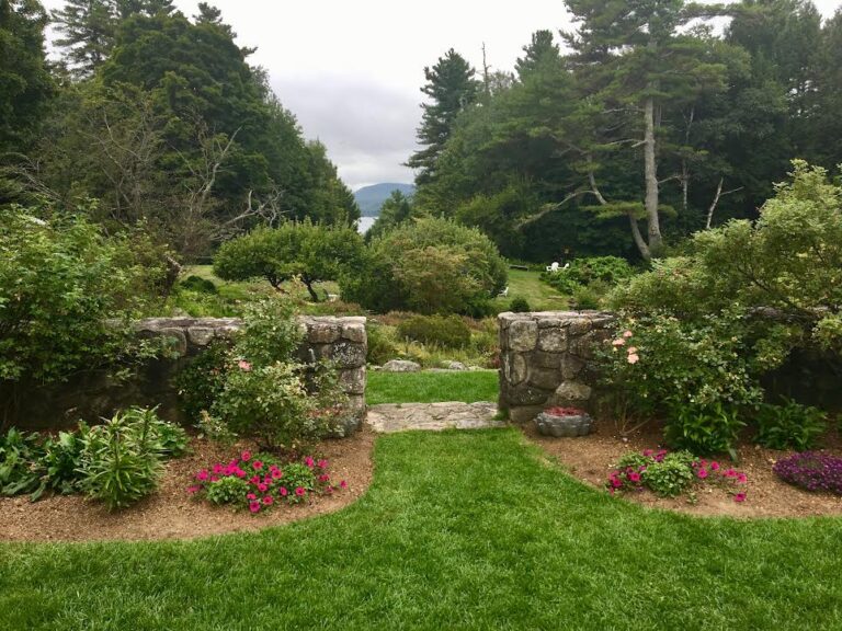 Terraced garden and view to lake