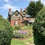 Inn with Lion and garden at Shelburne
