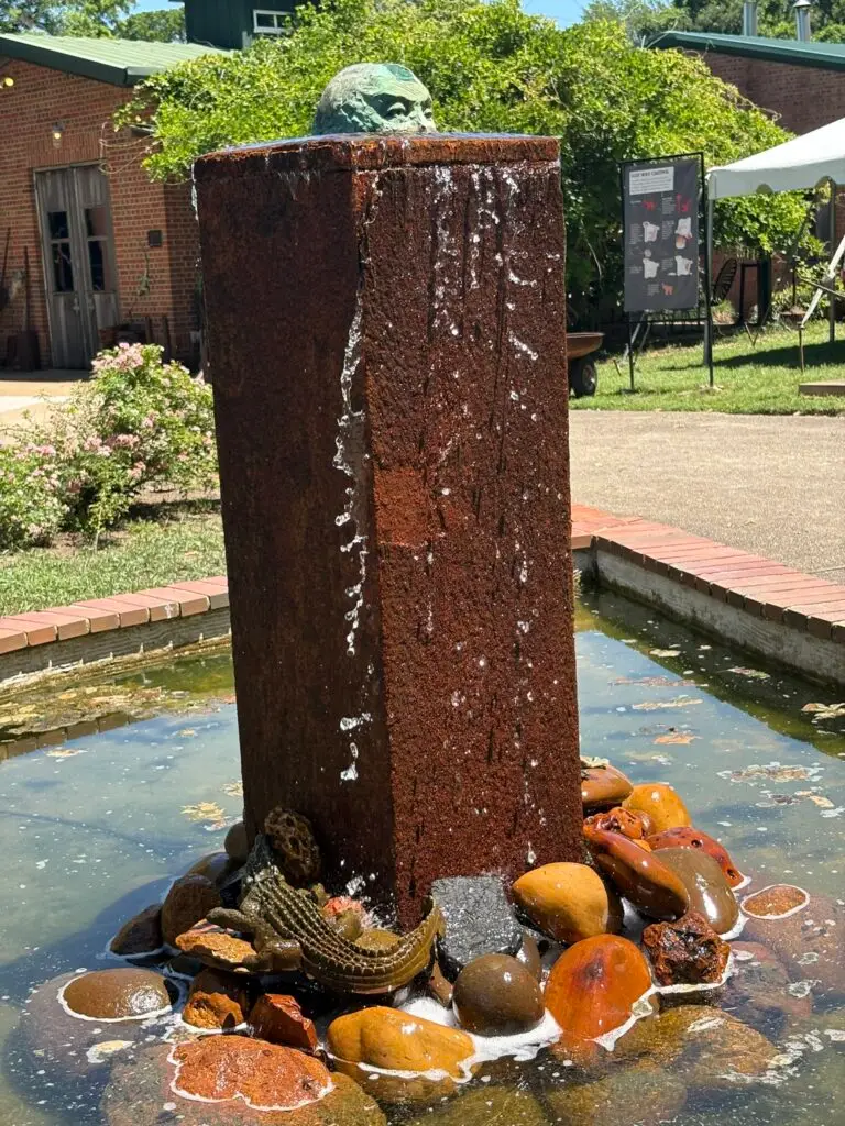 Fountain at Metal Art Museum. Travel Time