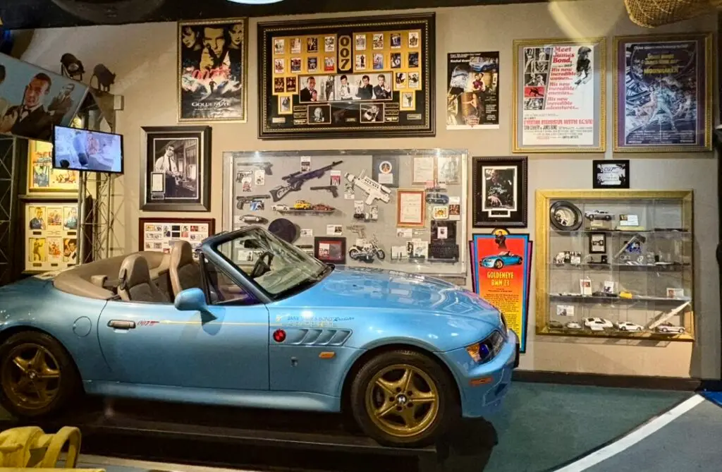 James Bond memorabilia in Gatlinburg, Tenn. Travel Time