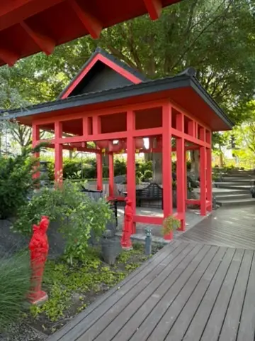 Japanese garden in Amarillo. travel time