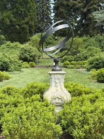 Sundial at Winterthur